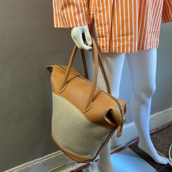 Vintage Gucci Canvas & Vachetta Leather Beach Bag - Picture 2 of 16